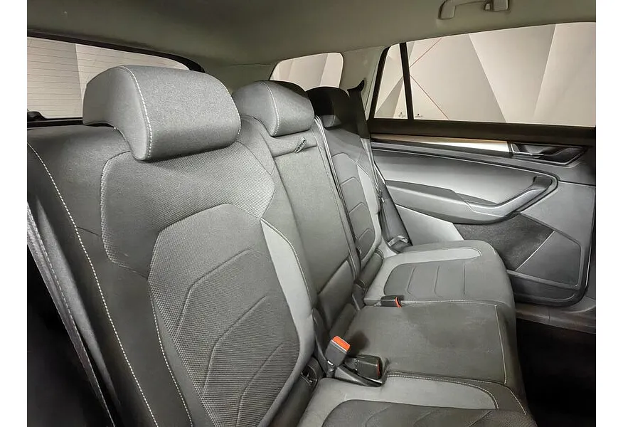 Skoda Kodiaq 1.4 TSI DSG (150 л.с.) Белый в АВИЛОН. Слайд №16