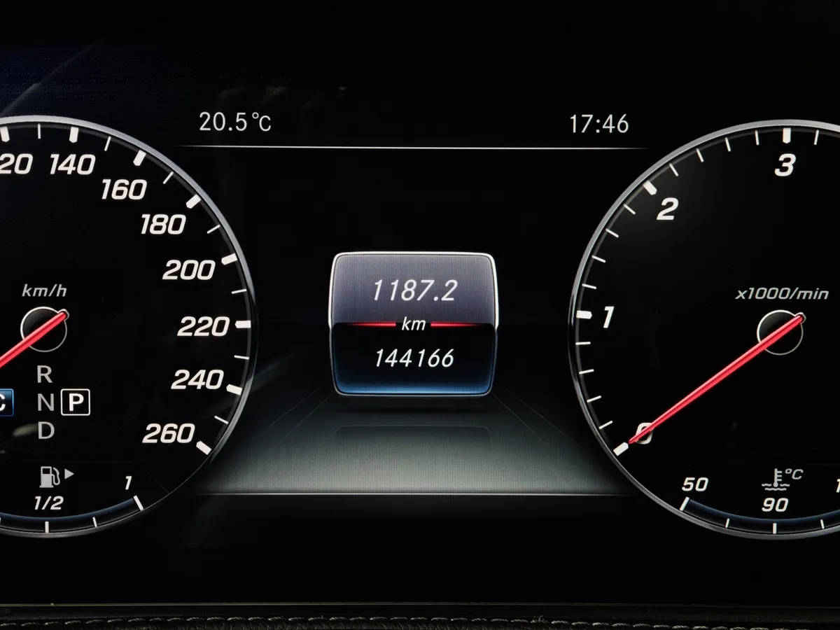 Mercedes-Benz S-Класс S 350 d 9G-Tronic 4Matic длинная база (249 л.с.) Черный в АВИЛОН. Слайд №18