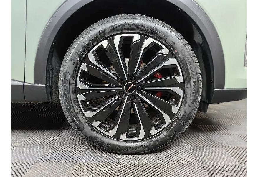 EXEED RX 2.0T DCT 4WD (249 л.с.) Prestige Зеленый в АВИЛОН. Слайд №9