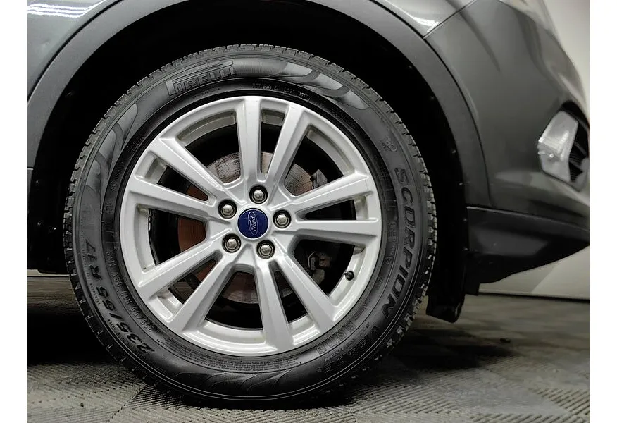 Ford Kuga 2.5 AT (150 л.с.) Trend Plus Серый в АВИЛОН. Слайд №9