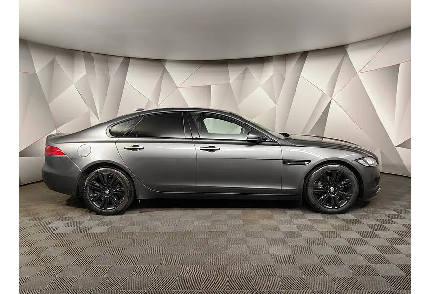 АВИЛОН - Jaguar XF 2.0 D AT (180 л.с.) Pure Серый - slide 3