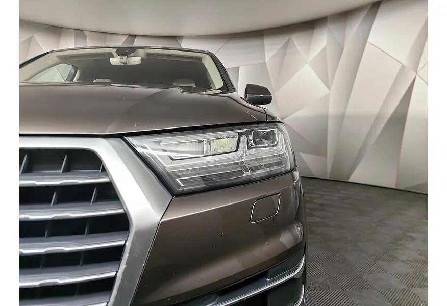 Audi Q7 3.0 TDI Tiptronic quattro (249 л.с.) Коричневый в АВИЛОН. Слайд №20