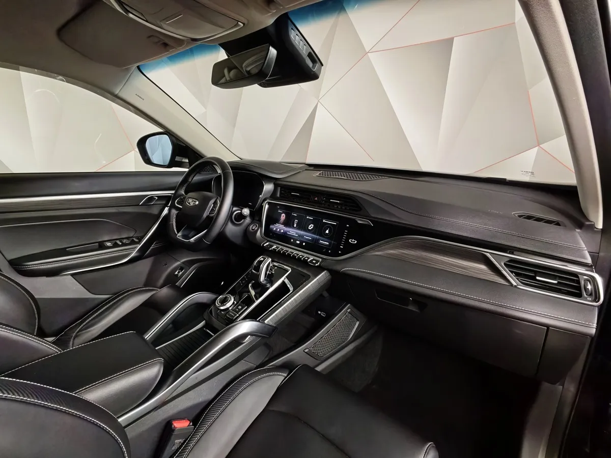 Geely Atlas Pro 1.5T 7DCT AWD (177 л.с.) Flagship Черный в АВИЛОН. Слайд №12