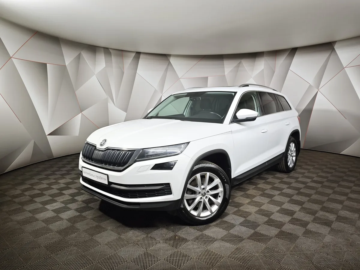АВИЛОН - Skoda Kodiaq 2.0 TSI DSG 4X4 (180 л.с.) Белый - slide 10126628