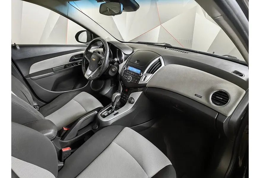 Chevrolet Cruze 1.6 AT (109 л.с.) Коричневый в АВИЛОН. Слайд №9 Chevrolet Cruze 1.6 AT (109 л.с.) Коричневый в АВИЛОН. Слайд №9