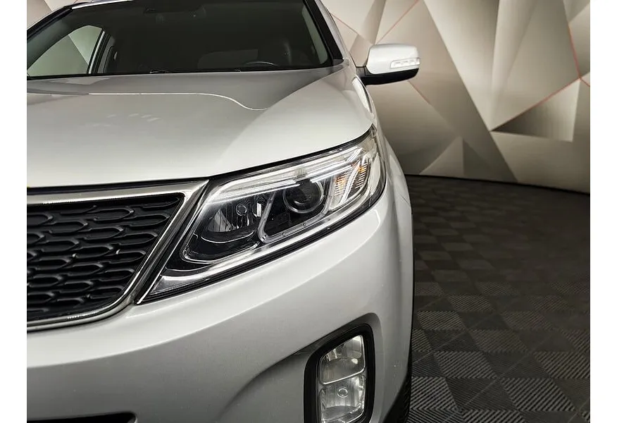 АВИЛОН - Kia Sorento 2.2 CRDi AT AWD (200 л.с.) Luxe Серебристый - slide 15
