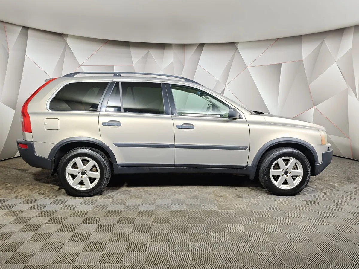 Volvo XC90 2.5 T5 Geartronic AWD (5 мест) (210 л.с.) Бежевый в АВИЛОН. Слайд №6