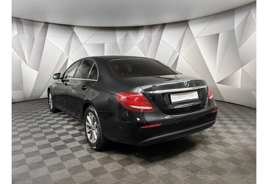 Mercedes-Benz E-Класс E 200 9G-TRONIC (184 л.с.) Premium Черный в АВИЛОН. Слайд №4