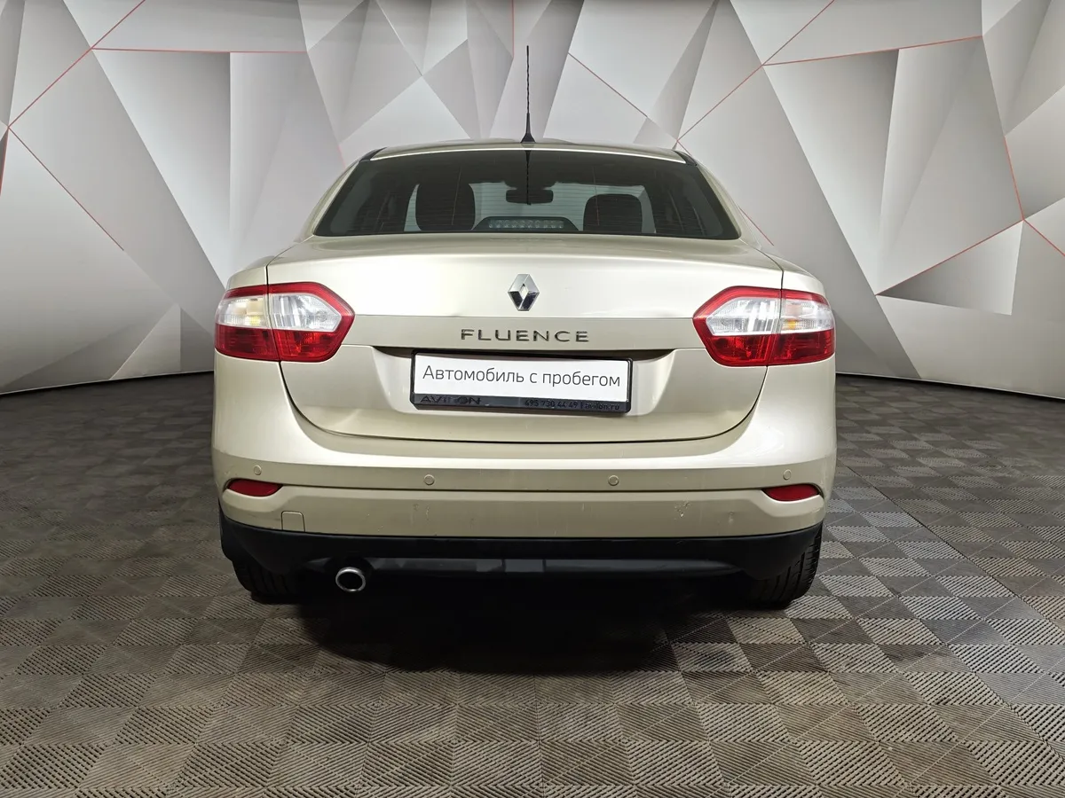 Renault Fluence 1.6 AT (110 л.с.) Бежевый в АВИЛОН. Слайд №8