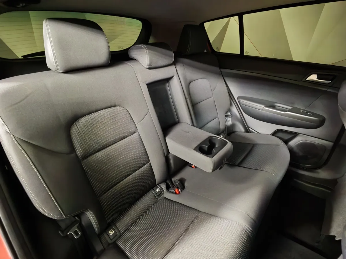 Kia Sportage 2.0 AT (150 л.с.) Красный в АВИЛОН. Слайд №17