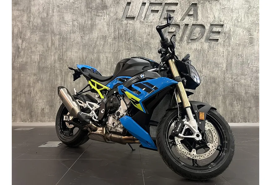 BMW Motorrad S 1000 R S 1000 R 999 см³ (160) 999 Черный в АВИЛОН. Слайд №2