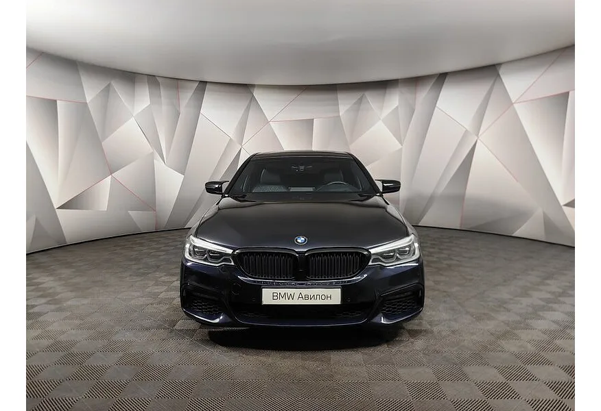 BMW 5 серия 530d xDrive Steptronic (249 л.с.) M Sport Pro Черный в АВИЛОН. Слайд №3