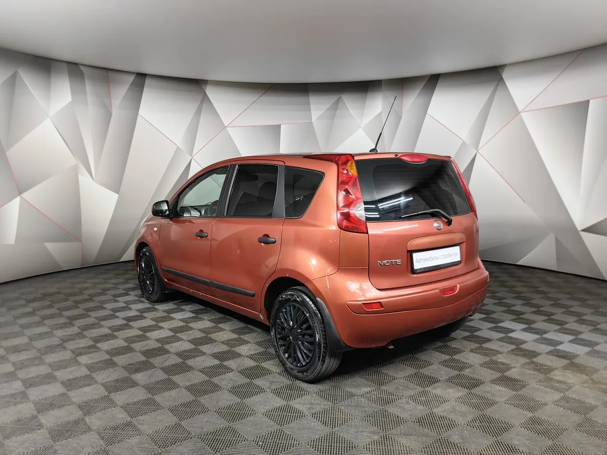 Nissan Note 1.6 AT (110 л.с.) Оранжевый в АВИЛОН. Слайд №4