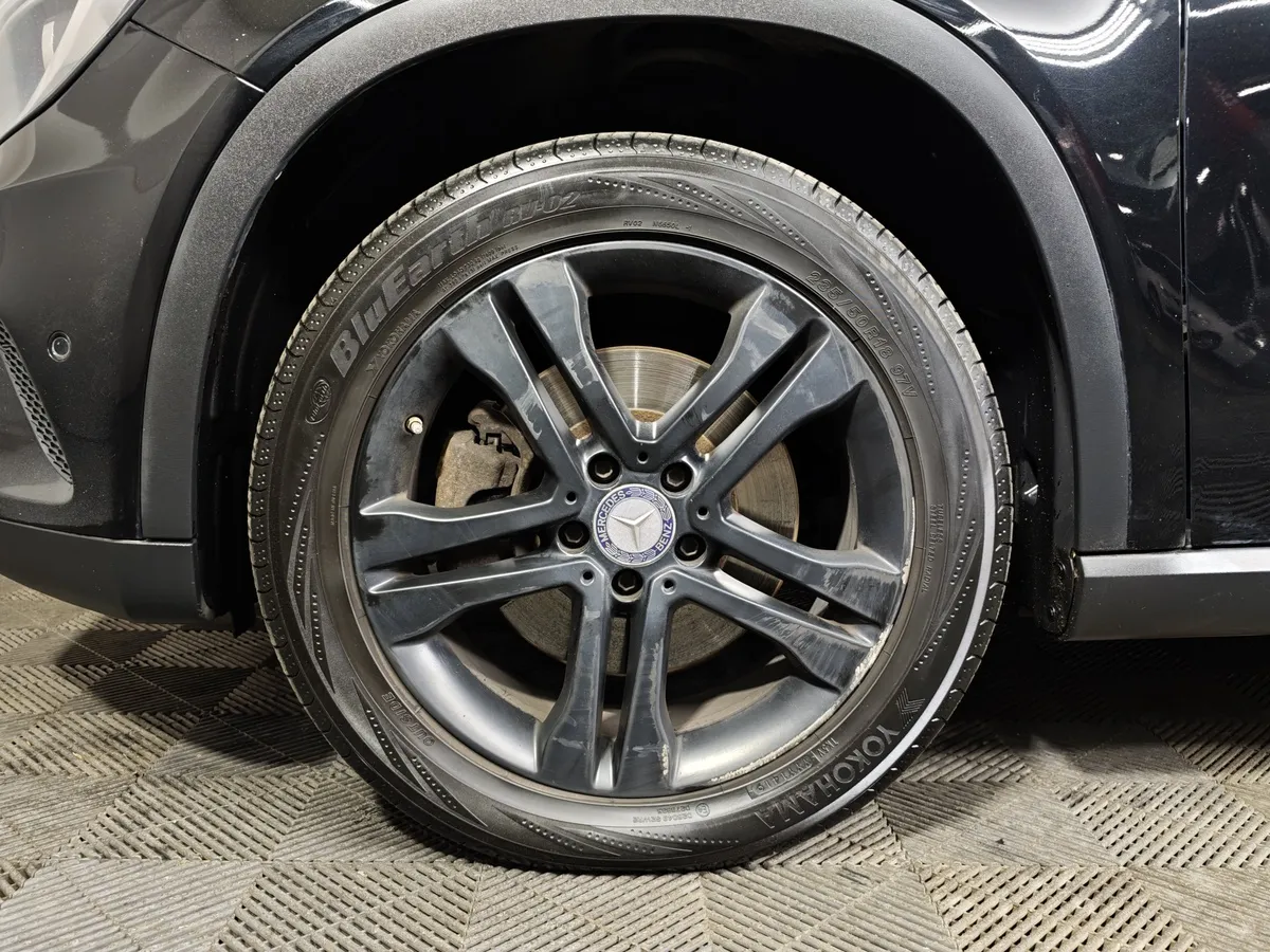 Mercedes-Benz GLA 250 7G-DCT 4MATIC (211 л.с.) Особая серия Черный в АВИЛОН. Слайд №9