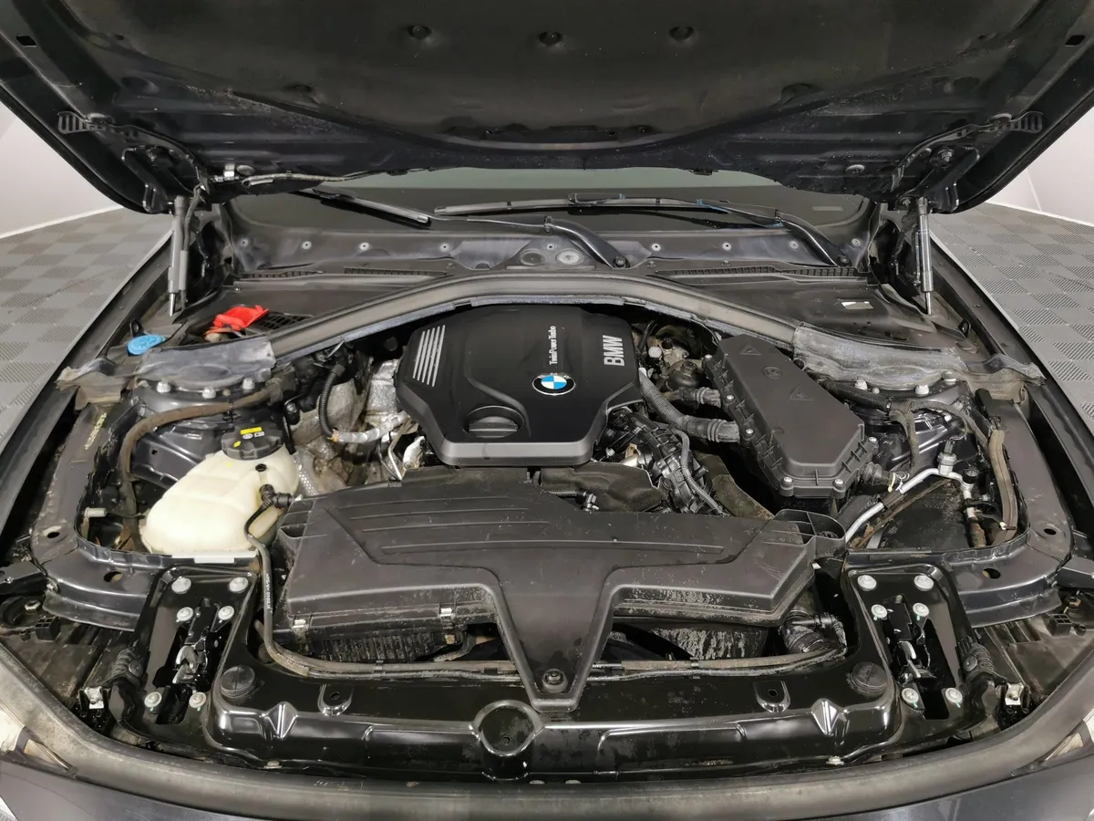 BMW 3 серия 320d AT (190 л.с.) Черный в АВИЛОН. Слайд №10