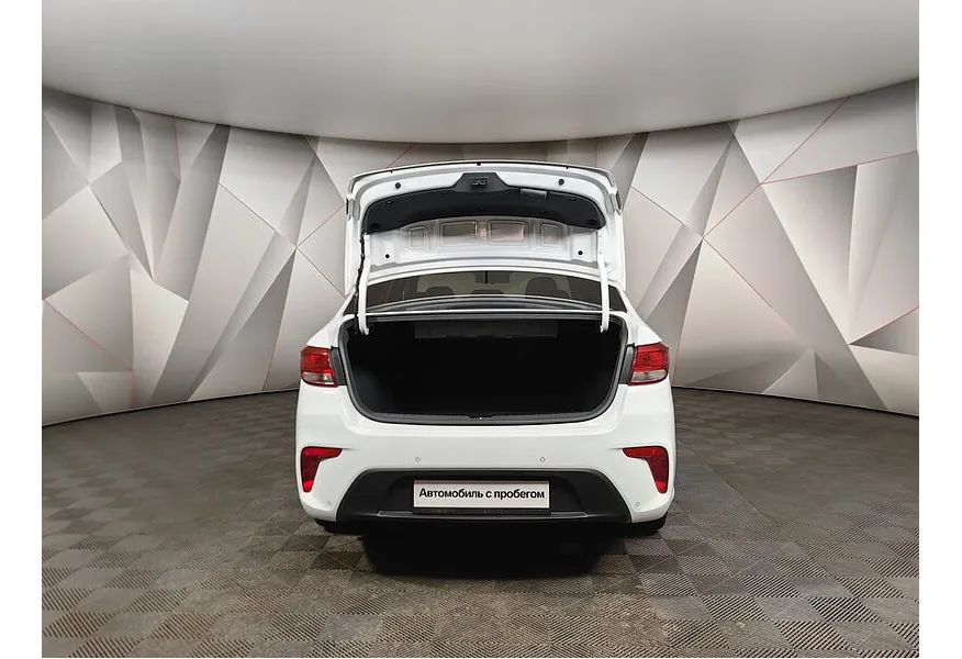 Kia Rio 1.6 AT (123 л.с.) Белый в АВИЛОН. Слайд №12