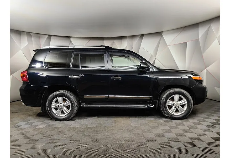 Toyota Land Cruiser 4.5 Twin-Turbo D AT 4WD (5 мест) (235 л.с.) Престиж Черный в АВИЛОН. Слайд №6