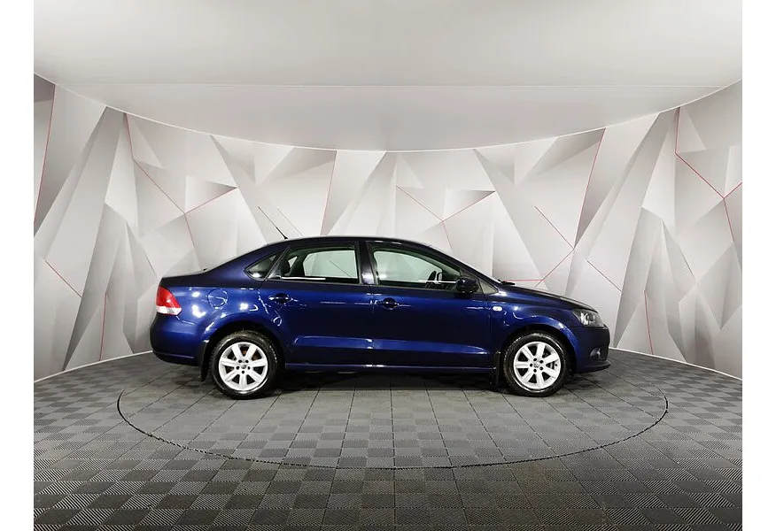 Volkswagen Polo 1.6 MPI AT (110 л.с.) Highline Синий в АВИЛОН. Слайд №6