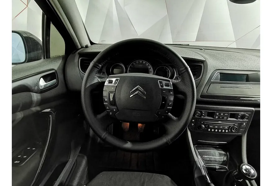 Citroen C5 1.7 MT (125 л.с.) Черный в АВИЛОН. Слайд №18