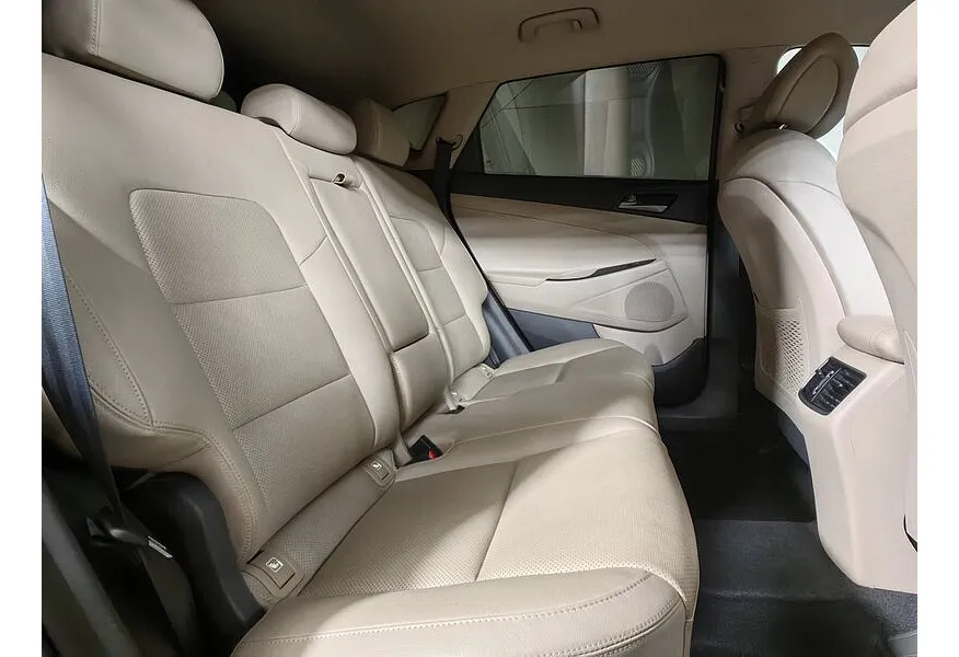 Hyundai Tucson 2.0 AT (150 л.с.) Travel Голубой в АВИЛОН. Слайд №16