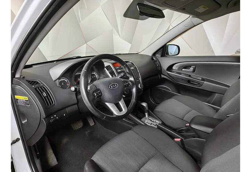 АВИЛОН - Kia Ceed 1.6 AT (122 л.с.) Luxe Белый - slide 11