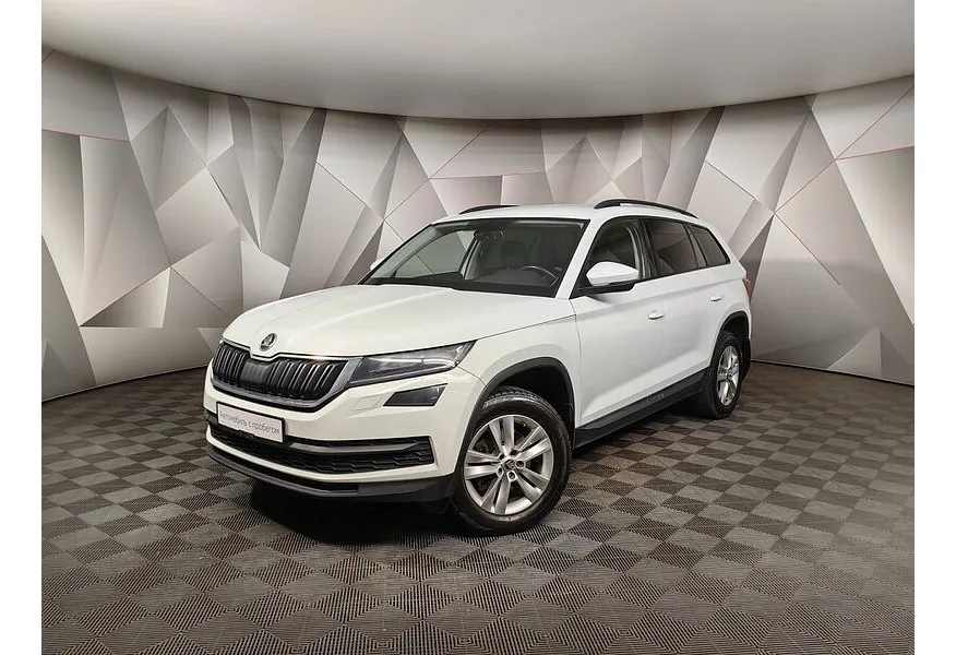 АВИЛОН - Skoda Kodiaq 1.4 TSI DSG 4X4 (150 л.с.) Белый - slide 0