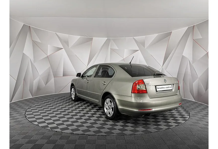 Skoda Octavia 1.8 TSI AT (152 л.с.) Бежевый в АВИЛОН. Слайд №4