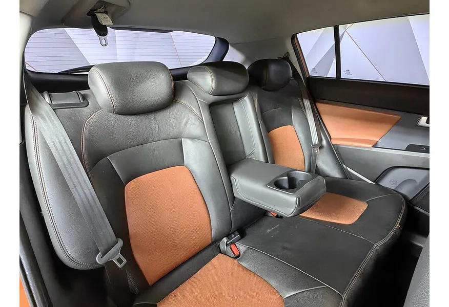 Kia Sportage 2.0 AT 4WD (142 л.с.) Оранжевый в АВИЛОН. Слайд №15