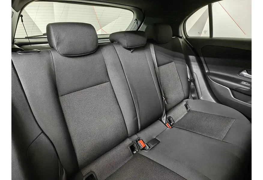 АВИЛОН - Mercedes-Benz A-Класс A 200 7G-DCT (150 л.с.) Comfort Белый - slide 8
