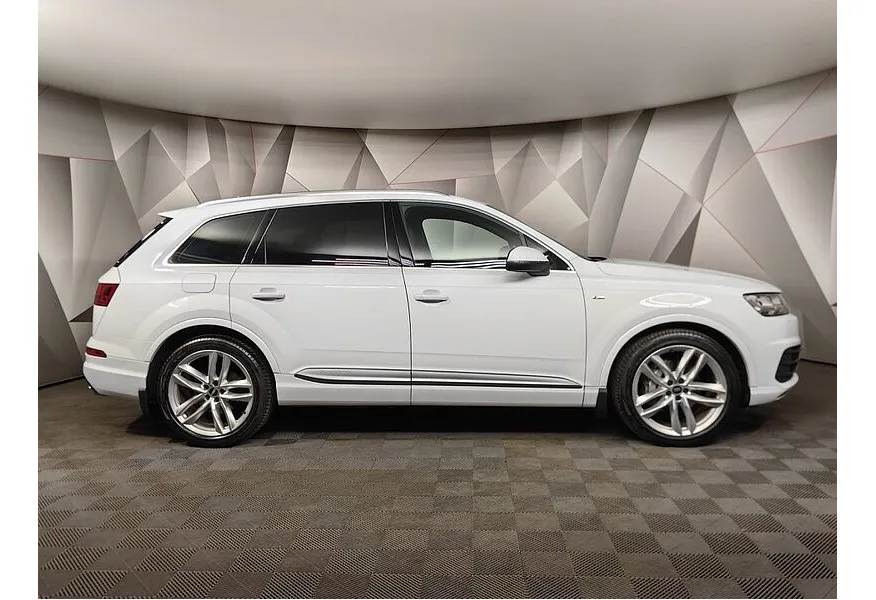 Audi Q7 3.0 TDI Tiptronic quattro (249 л.с.) Белый в АВИЛОН. Слайд №6