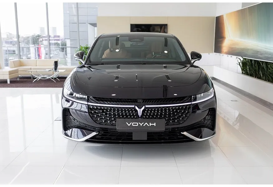 Voyah Passion 1.5 AT AWD (530 л.с.) Executive Черный в АВИЛОН. Слайд №3