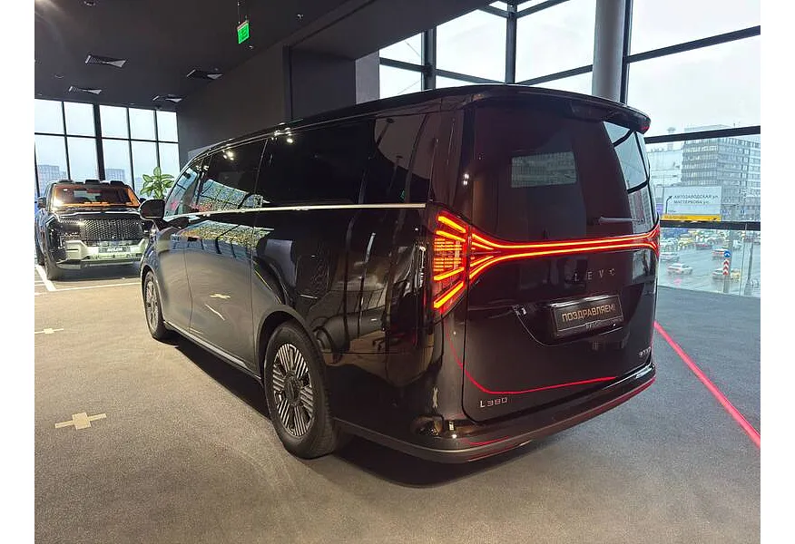 LEVC L380 AT 4WD (544 л.с.) 8 мест Max Черный в АВИЛОН. Слайд №4