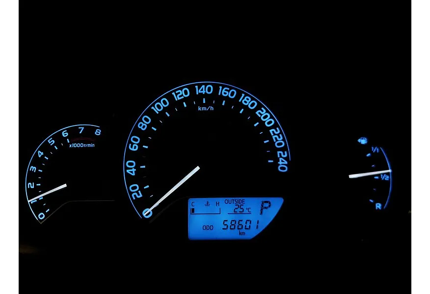 АВИЛОН - Toyota Corolla 1.6 CVT (122 л.с.) Стандарт Серебристый - slide 17