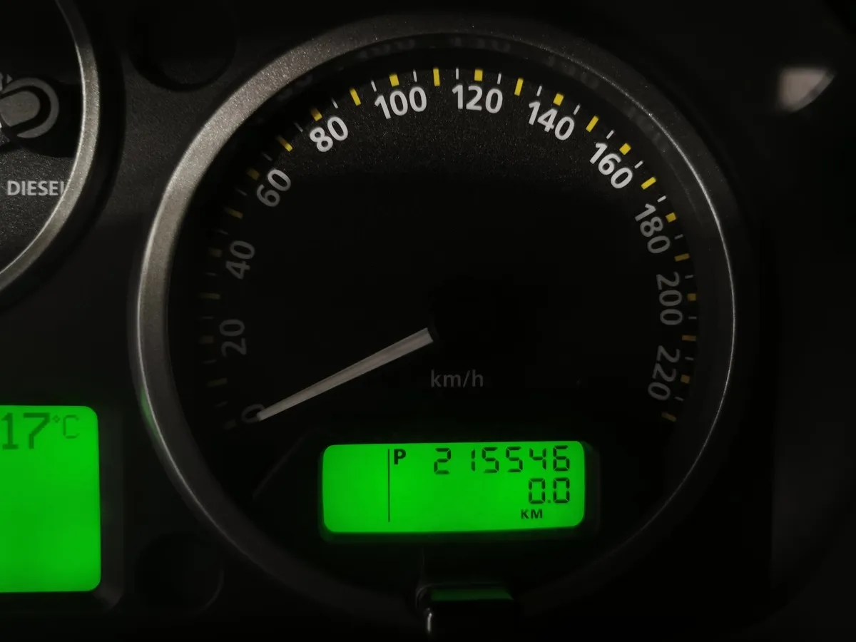 Land Rover Freelander 2.2 TD4 AT (150 л.с.) S Черный в АВИЛОН. Слайд №17