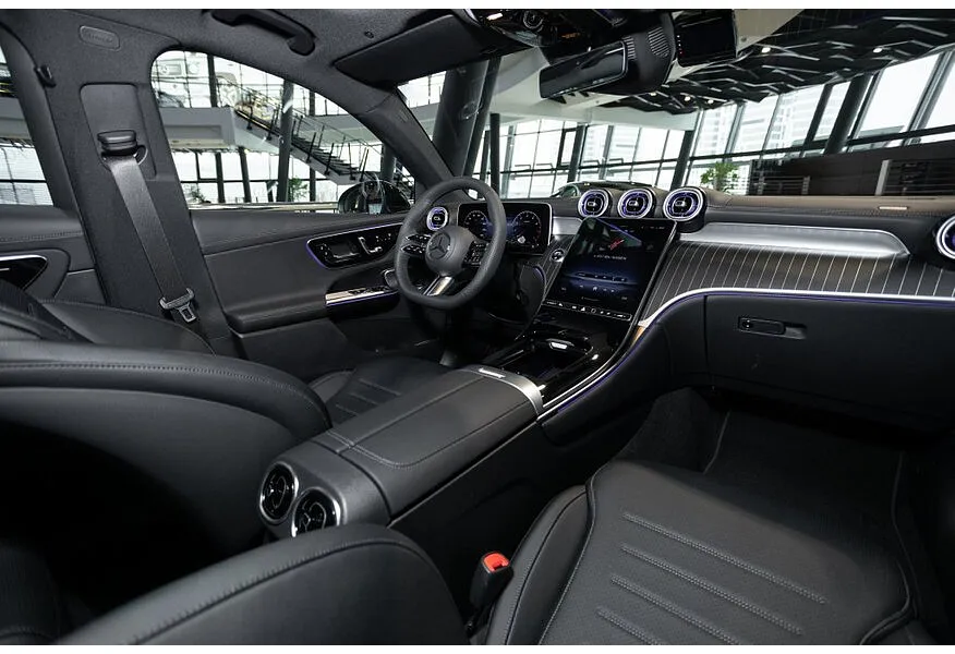 Mercedes-Benz GLC Купе 300 9G-TRONIC 4MATIC (272 л.с.) Черный в АВИЛОН. Слайд №9