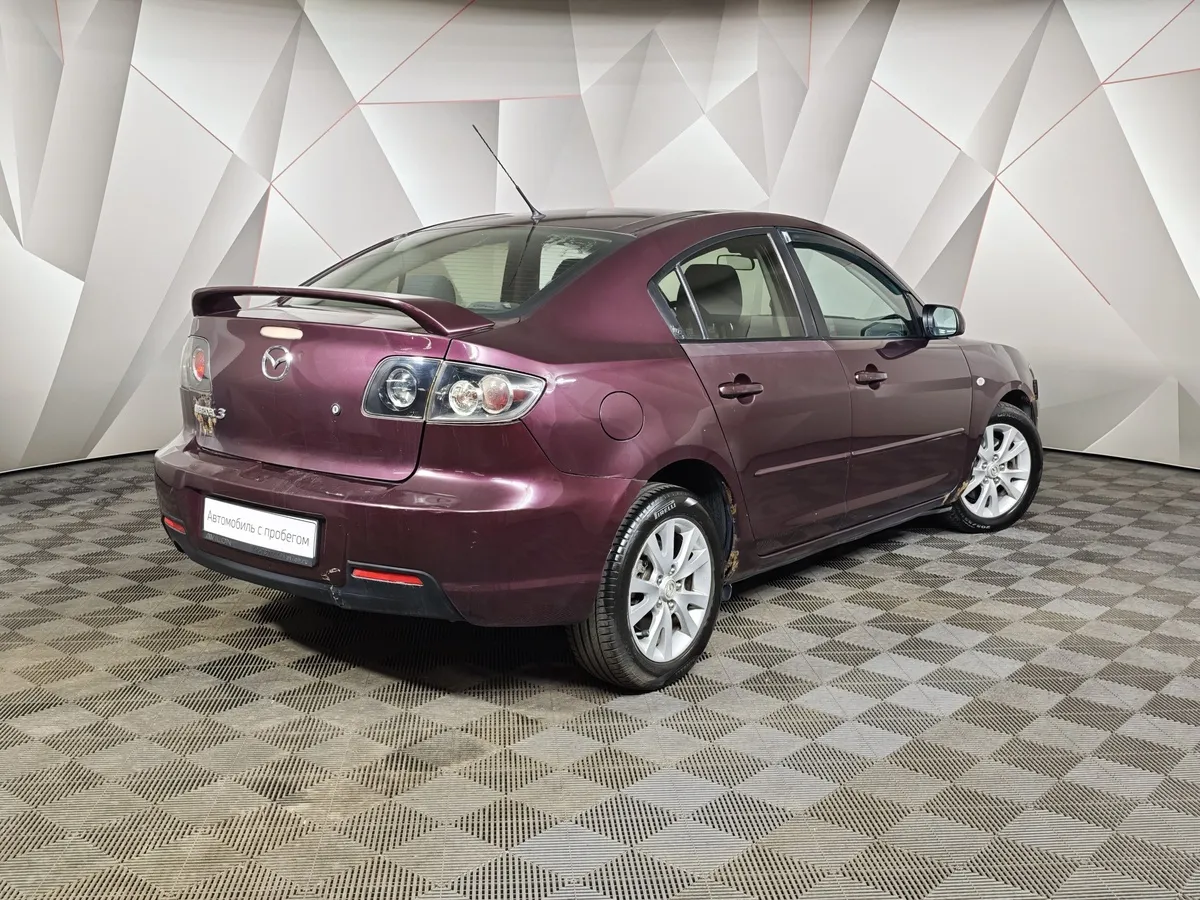 Mazda 3 2.0 MT (150 л.с.) Красный в АВИЛОН. Слайд №2