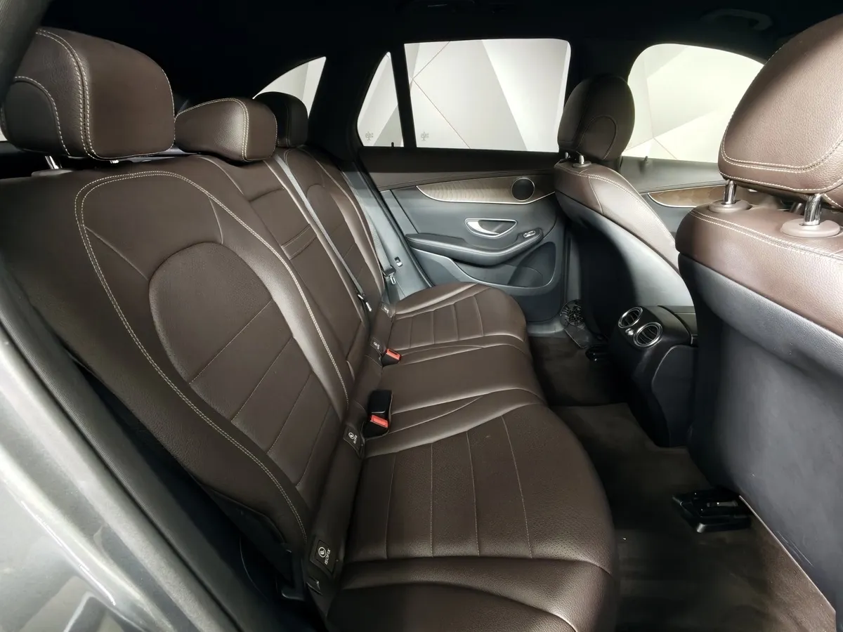 Mercedes-Benz GLC 220 d 9G-TRONIC 4MATIC (170 л.с.) Premium Серый в АВИЛОН. Слайд №16