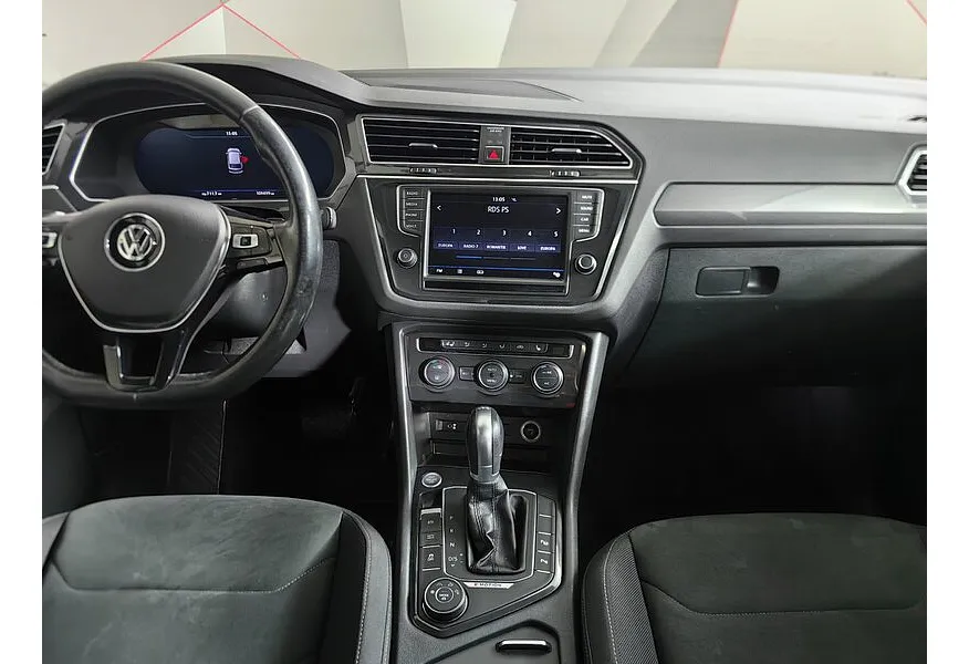 Volkswagen Tiguan 1.4 TSI 4Motion DSG (150 л.с.) Highline Белый в АВИЛОН. Слайд №13