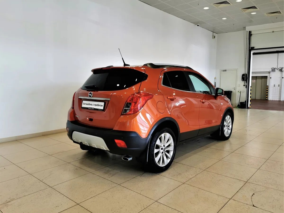 Opel Mokka 1.8 AT AWD (140 л.с.) Cosmo Оранжевый в АВИЛОН. Слайд №2