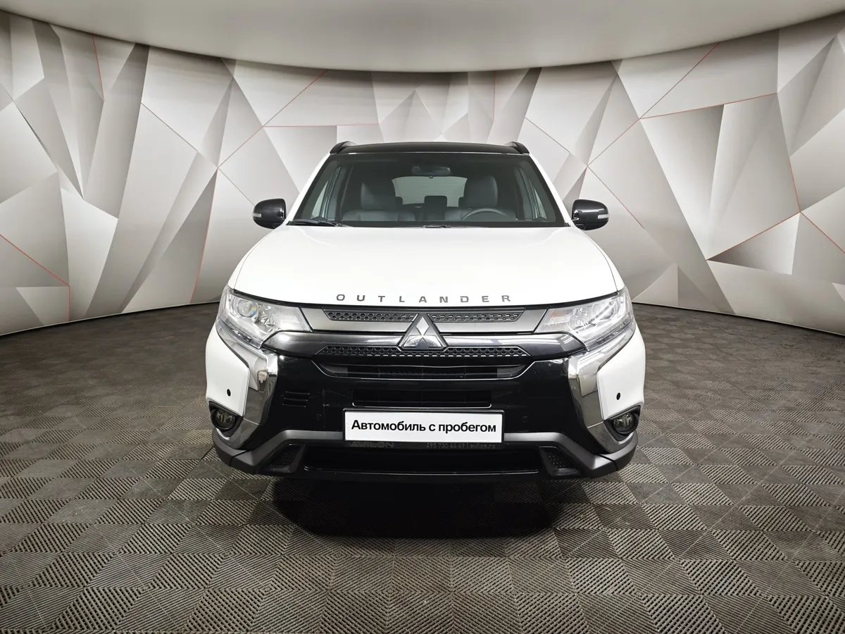 Mitsubishi Outlander 2.0 MIVEC CVT 4WD (146 л.с.) Instyle Комбинированный в АВИЛОН. Слайд №7