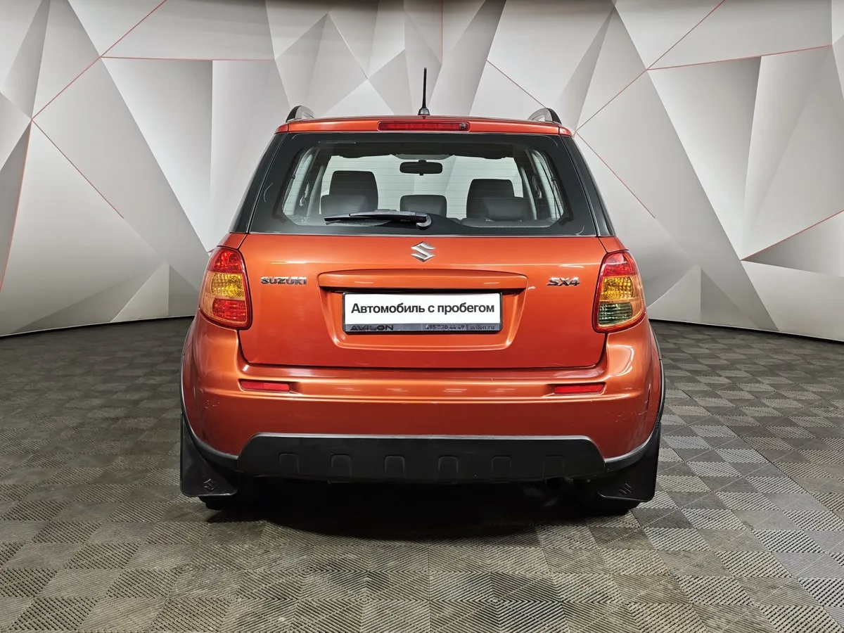 Suzuki SX4 1.6 MT (107 л.с.) Оранжевый в АВИЛОН. Слайд №8