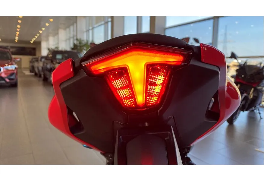 АВИЛОН - QJMOTOR SRK 600RC 600 см³ (88 л.с.) (88) 600 Красный - slide 13