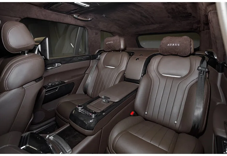 AURUS Komendant 4.4 AWD AT (598 л.с.) Черный в АВИЛОН. Слайд №7