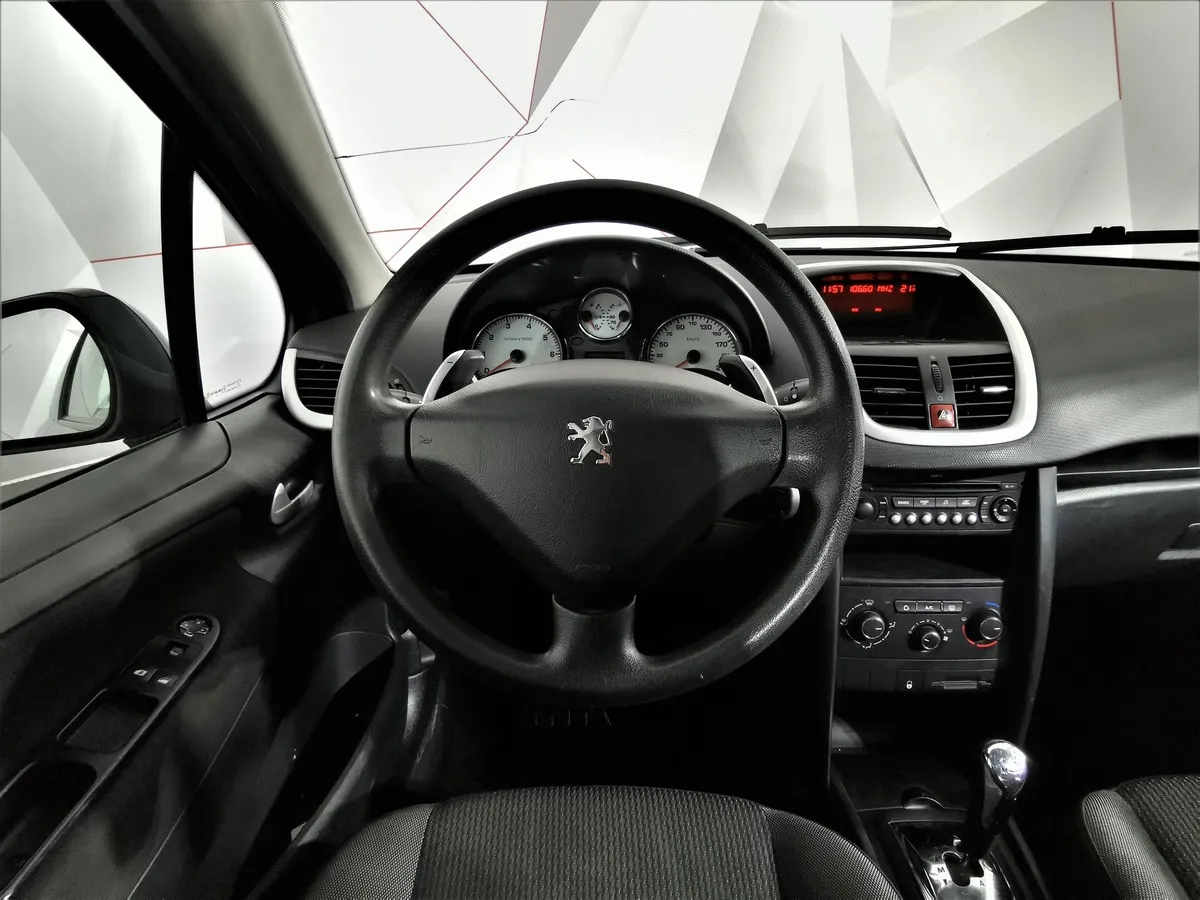 Peugeot 207 1.4 AMT (90 л.с.) Серый в АВИЛОН. Слайд №17