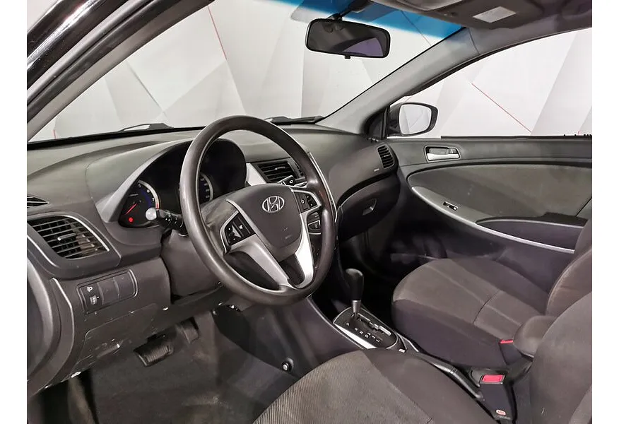 Hyundai Solaris 1.4 AT (100 л.с.) Active Plus Черный в АВИЛОН. Слайд №18