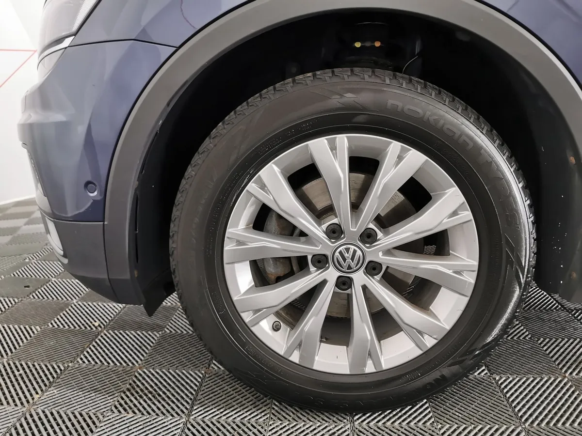 Volkswagen Tiguan 2.0 TDI 4Motion DSG (150 л.с.) OFFROAD Синий в АВИЛОН. Слайд №9