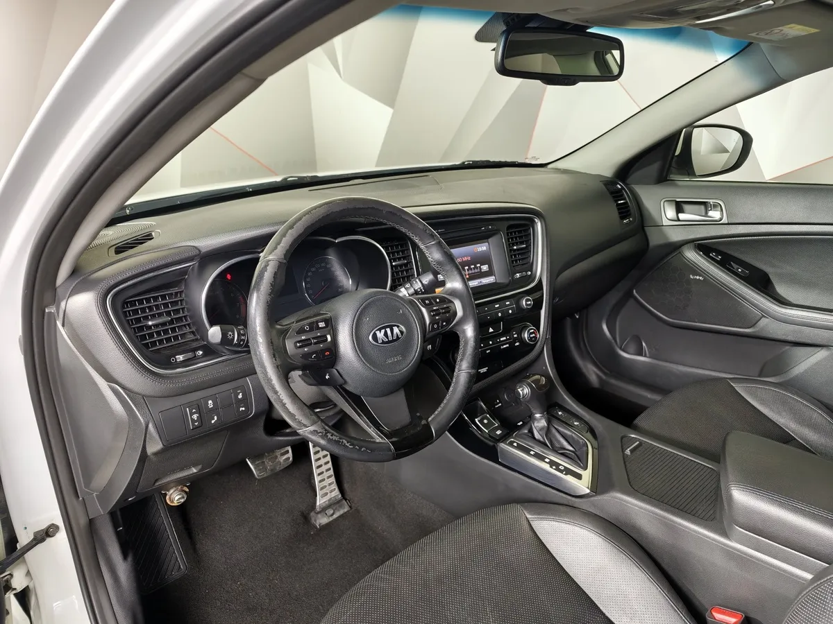 Kia Optima 2.4 AT (180 л.с.) Comfort Белый в АВИЛОН. Слайд №18