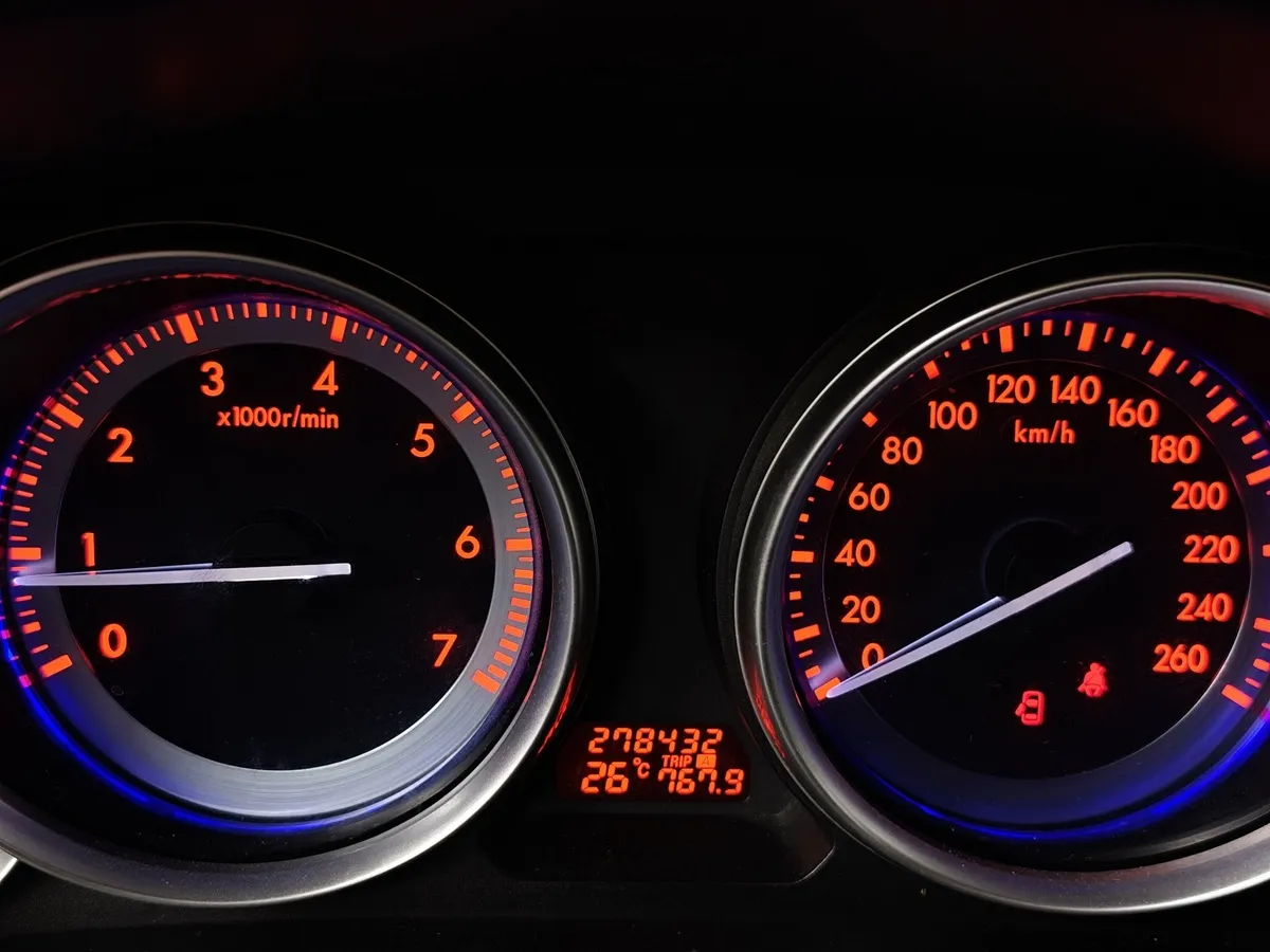 Mazda 6 2.5 MT (170 л.с.) Красный в АВИЛОН. Слайд №15