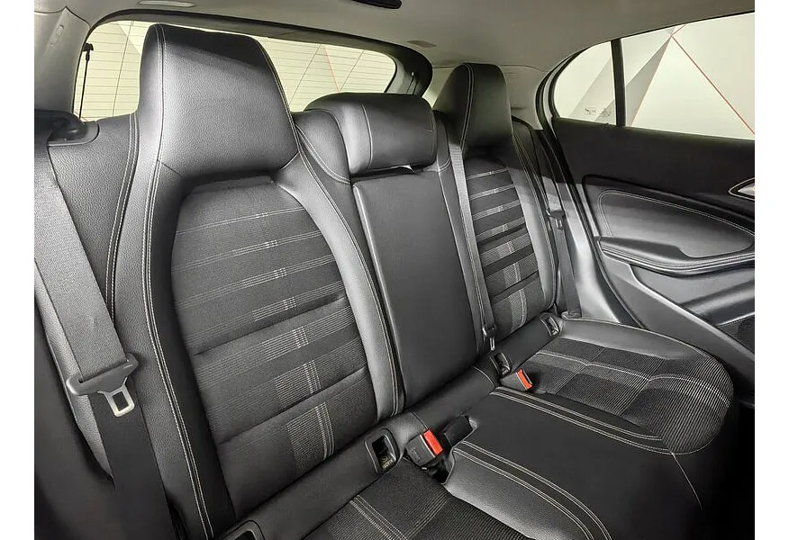 АВИЛОН - Mercedes-Benz GLA 200 7G-DCT (150 л.с.) Особая серия Белый - slide 12