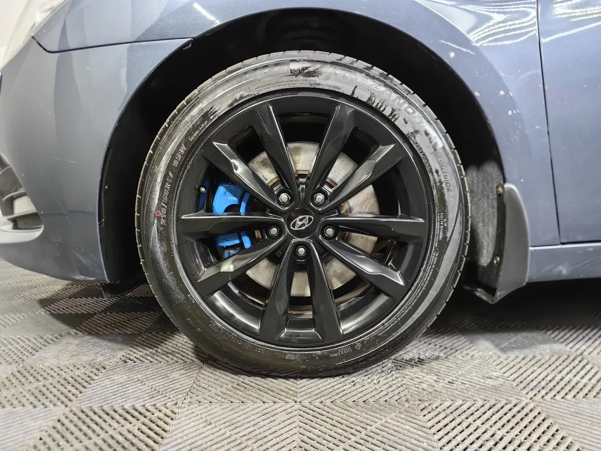 Hyundai i40 2.0 AT (150 л.с.) Business Синий в АВИЛОН. Слайд №9